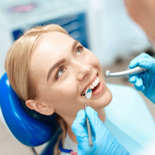 център за здраве на устата и зъбите